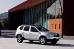 Dacia Duster 2010 года